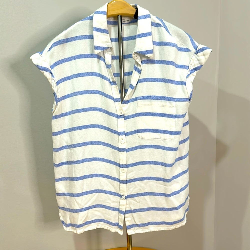 Club Monaco Blue Stripe Button Up Lightweight Top Size XS